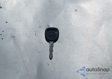 2002 Chevrolet Silverado K2500 Heavy Duty z USA, uszkodzony, nr VIN 1GCHK23122F243726